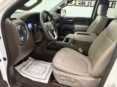 Used 2022 GMC Sierra 1500 SLT w/ SLT Premium Plus Package AWD/4WD image 11