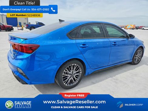Used 2022 Kia Forte GT-Line w/ GT-Line Premium Package FWD image 4