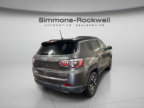 Used 2023 Jeep Compass Limited AWD/4WD image 5