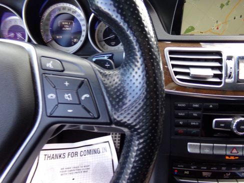Used 2015 Mercedes-Benz E 350 4MATIC Sedan image 35