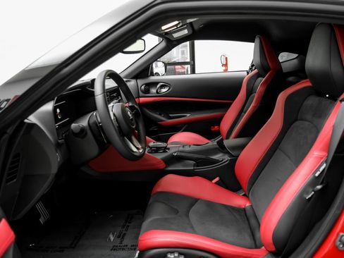 Used 2026 Nissan Z Performance w/ Floor Mat Package RWD image 6