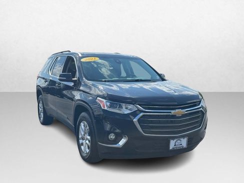 Used 2021 Chevrolet Traverse LT FWD image 12