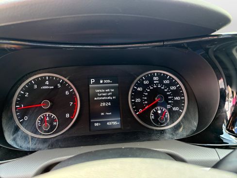 Used 2023 Kia K5 GT-Line FWD image 11