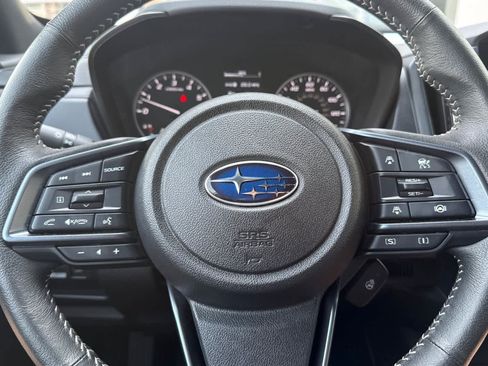 Used 2025 Subaru Forester Limited AWD/4WD image 26