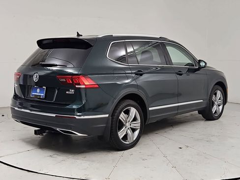 Used 2018 Volkswagen Tiguan SEL Premium AWD/4WD image 6