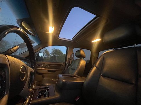 Used 2013 GMC Sierra 3500 Denali image 49