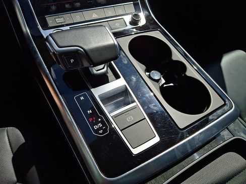 Certified 2025 Audi Q7 3.0T Premium Plus AWD/4WD image 15