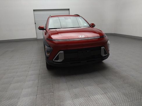 Used 2024 Hyundai Kona SEL image 14