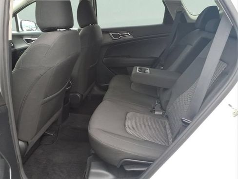Used 2023 Kia Sportage LX FWD image 20