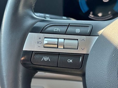 Used 2025 Hyundai Kona SEL AWD/4WD image 28