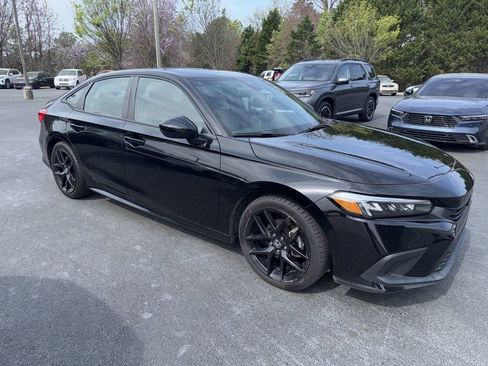 Used 2022 Honda Civic Sport image 3