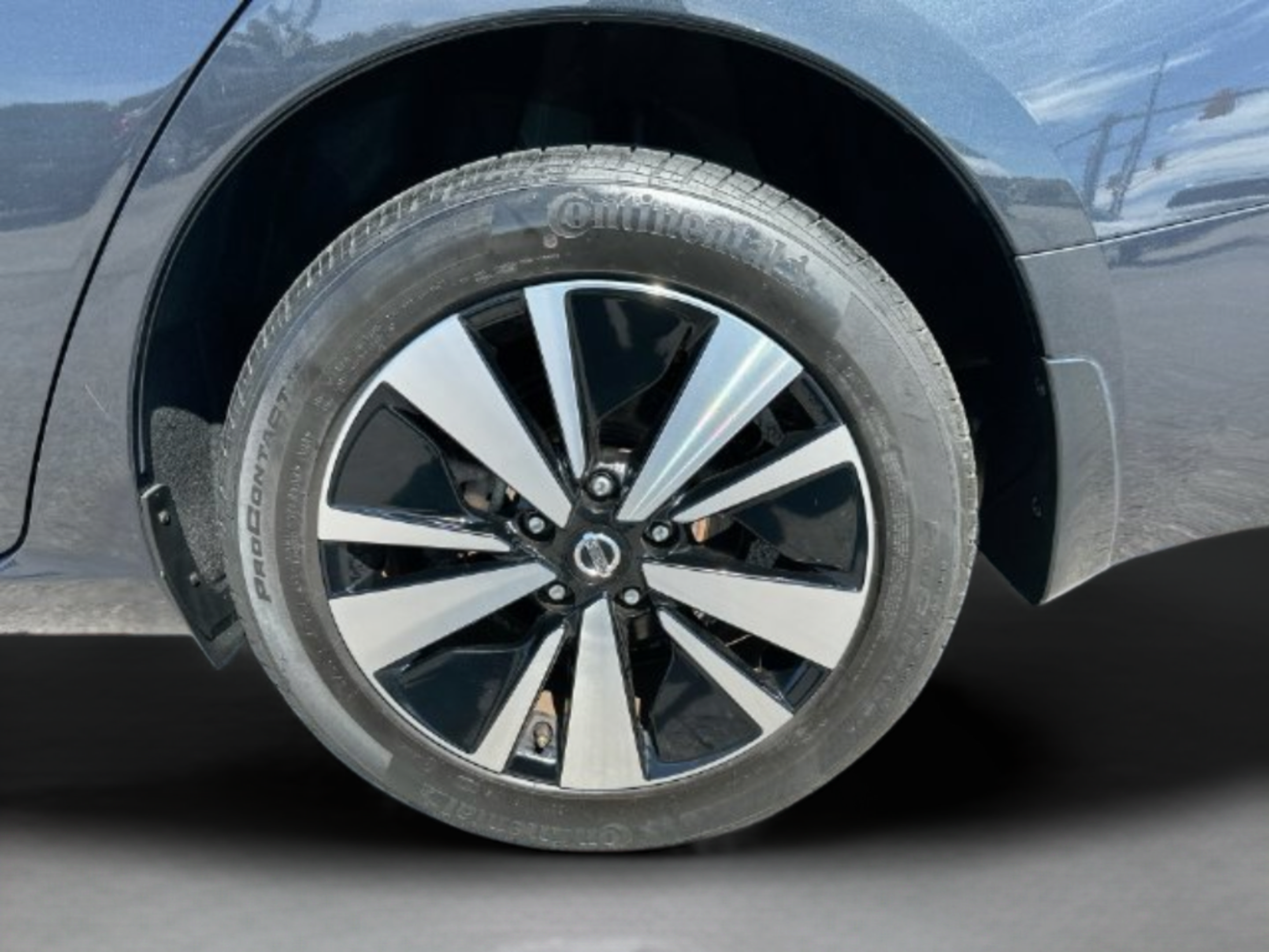 Used 2022 Nissan Altima 2.5 SV AWD/4WD image 29