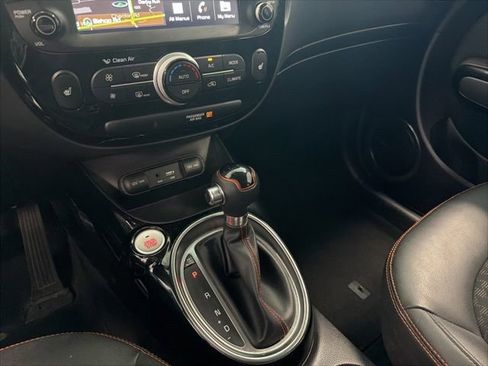 Used 2018 Kia Soul ! w/ Tech Package FWD image 21