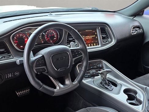 Used 2016 Dodge Challenger SRT Hellcat image 14