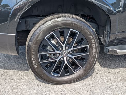 Certified 2025 Lexus GX 550 w/ Accessory Package (2T) AWD/4WD image 10