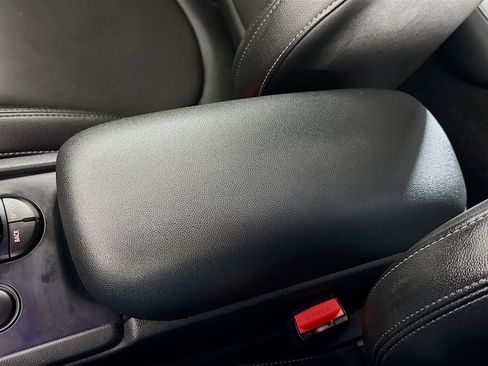 Used 2017 MINI Cooper Clubman S image 18