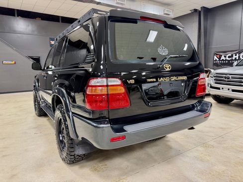 Used 2001 Toyota Land Cruiser image 10