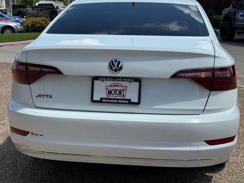 Used 2020 Volkswagen Jetta SEL image 9
