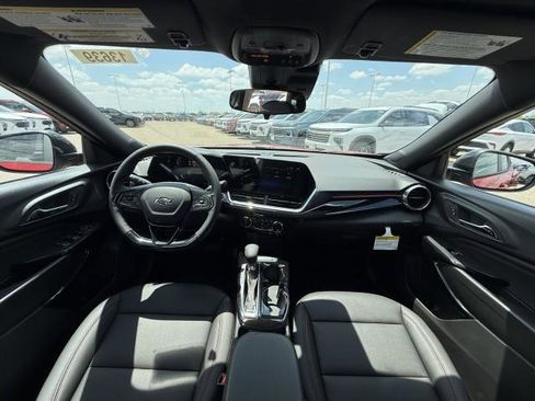 New 2026 Chevrolet Trax RS image 25