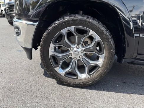 Used 2019 RAM 1500 Limited AWD/4WD image 9