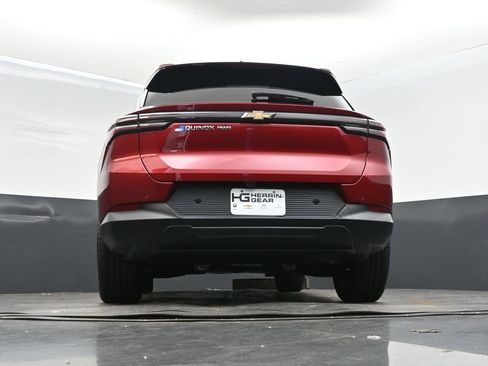 New 2026 Chevrolet Equinox EV LT w/ Comfort Package AWD/4WD image 40