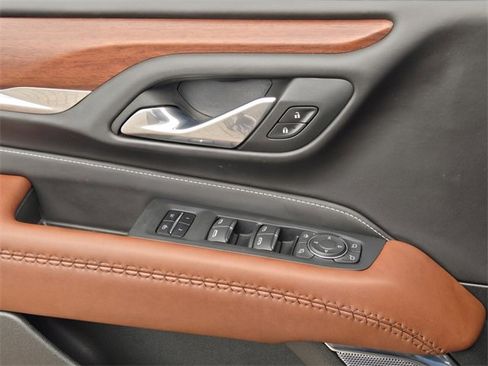 Used 2024 GMC Yukon Denali Ultimate image 30