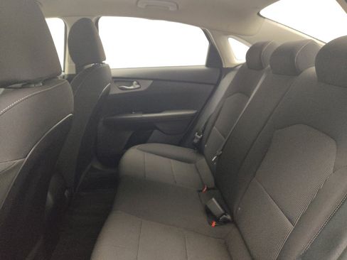 Used 2019 Kia Forte LXS image 18