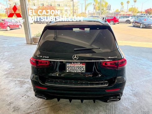 Used 2022 Mercedes-Benz GLB 250 4MATIC image 4