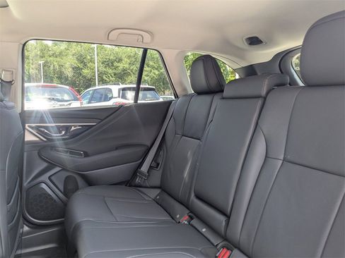 New 2025 Subaru Outback Limited image 16