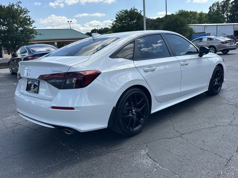 Used 2025 Honda Civic Sport image 8