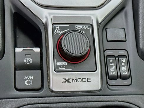 Used 2020 Subaru Forester Premium AWD/4WD image 11