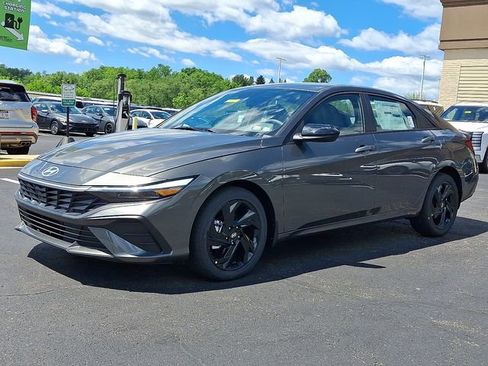 New 2026 Hyundai Elantra Sport FWD image 2