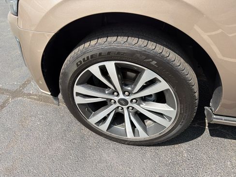 Used 2020 Ford Expedition Platinum AWD/4WD image 8