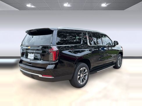 New 2026 Chevrolet Suburban LS RWD image 8