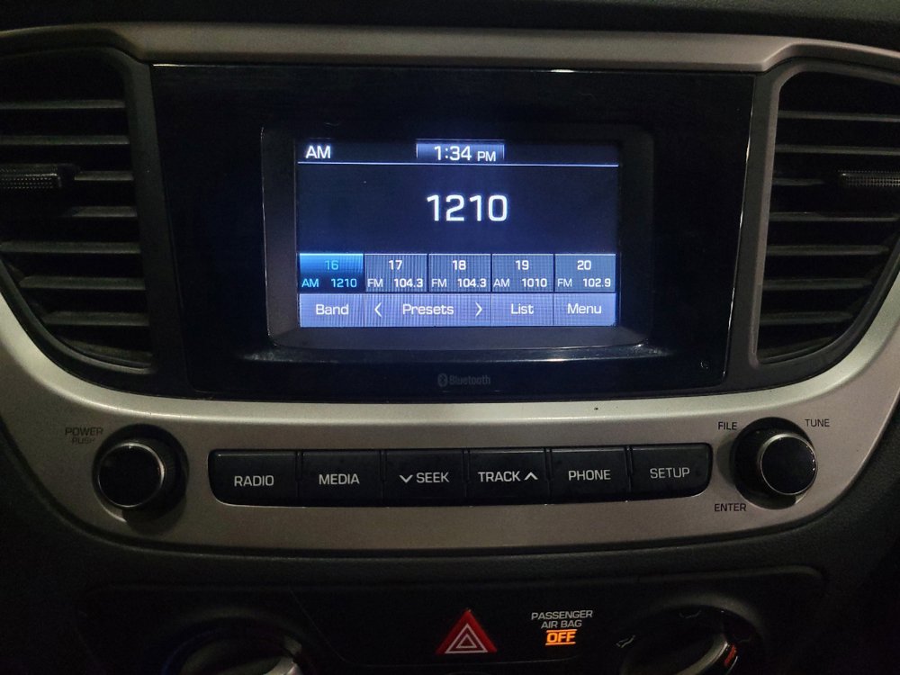 Used 2021 Hyundai Accent SE FWD image 25