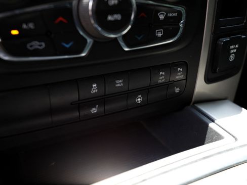 Used 2017 RAM 1500 Big Horn image 21