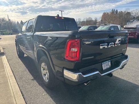 New 2026 RAM 1500 4x4 Crew Cab image 4