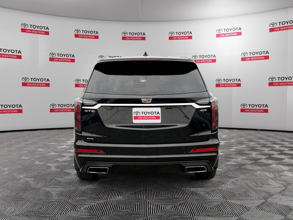 Used 2021 Cadillac XT6 Sport AWD/4WD image 6