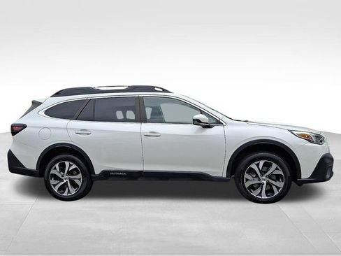 Used 2022 Subaru Outback Limited XT AWD/4WD image 7