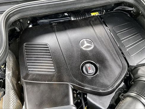 Used 2025 Mercedes-Benz GLE 350 4MATIC image 35