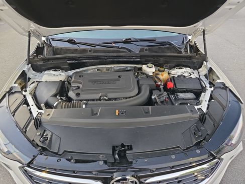 Used 2021 Buick Envision Essence w/ Technology Package I FWD image 19