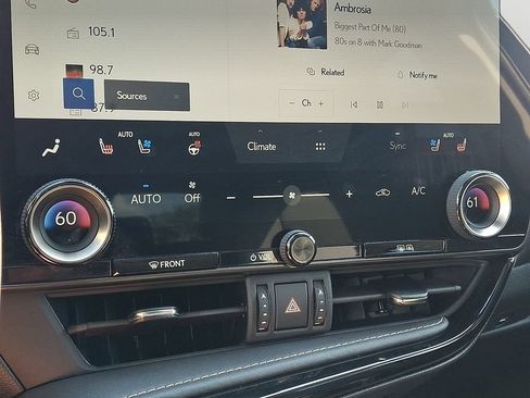 Used 2023 Lexus NX 350 AWD image 17