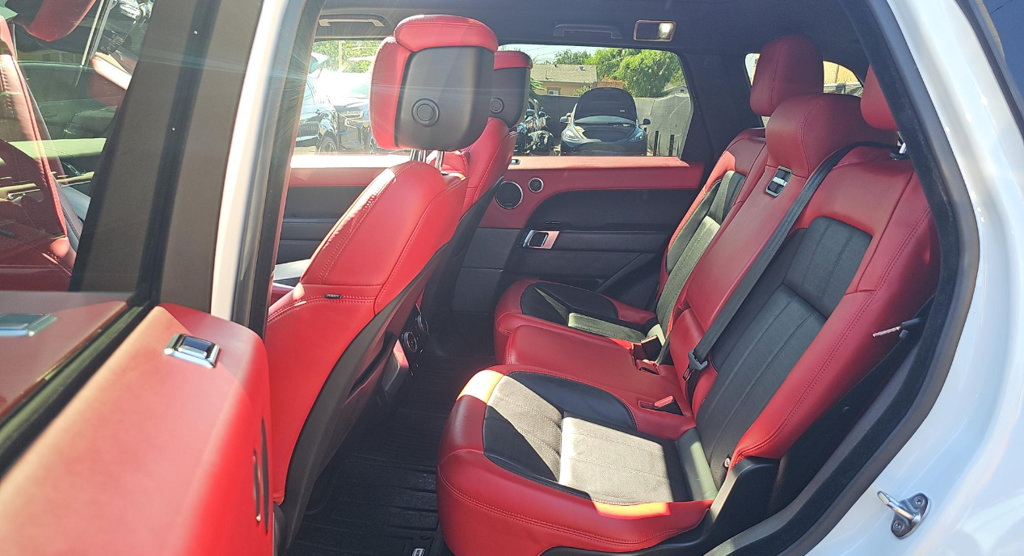 Used 2019 Land Rover Range Rover Sport HSE Dynamic AWD/4WD image 4