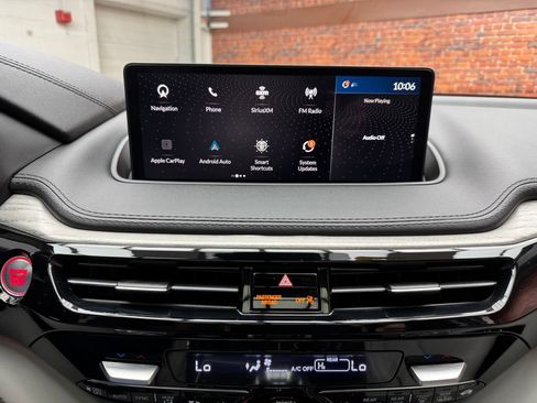 Used 2023 Acura MDX SH-AWD w/ Advance Package image 21