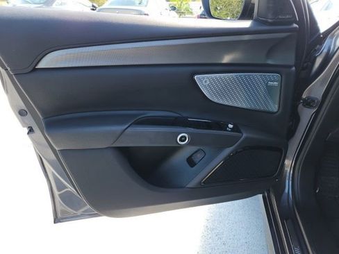 Used 2023 Maserati Grecale GT image 28