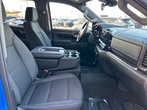Used 2025 Chevrolet Silverado 1500 LT image 30