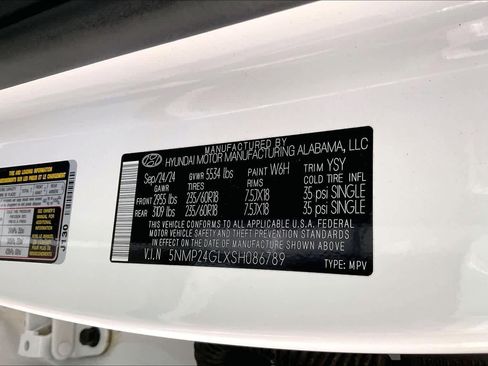 Certified 2025 Hyundai Santa Fe SEL image 31