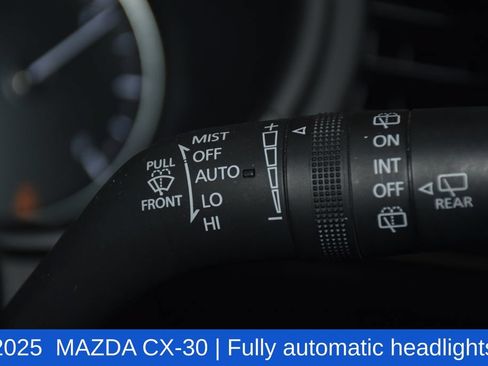 Used 2025 MAZDA CX-30 AWD 2.5 S w/ Preferred Package image 17