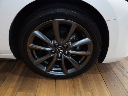 Certified 2023 MAZDA MAZDA3 s image 4