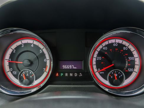 Used 2013 Dodge Grand Caravan SE FWD image 19
